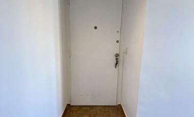 Vicente López s/Av del Libertador 800  vista al río - 3 amb  con balcón piso alto , Excelente