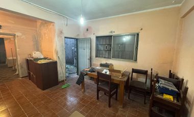 Venta casa a refaccionar Santa Fe - oportunidad