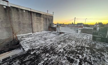 Venta casa a refaccionar Santa Fe - oportunidad