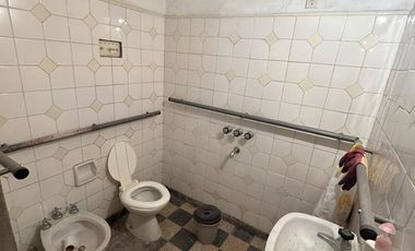 Venta casa a refaccionar Santa Fe - oportunidad