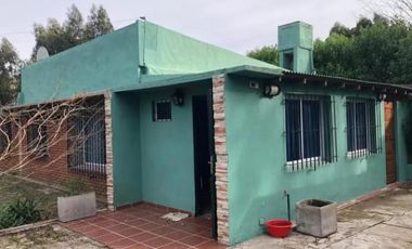 Casa en venta - 2 Dormitorios 2 Baños - Miramar