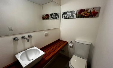 Departamento en venta en Martínez, de 2 ambientes, cochera, baulera.