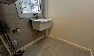 Departamento en venta en Martínez, de 2 ambientes, cochera, baulera.