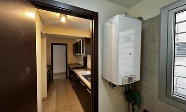 Departamento en venta en Martínez, de 2 ambientes, cochera, baulera.