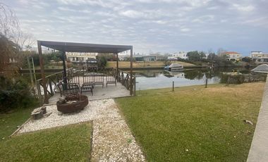 VENTA Casa 6 ambientes San Marco Villanueva