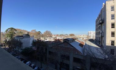 Excelente oficina en alquiler | Molina Ciudad | BARRACAS