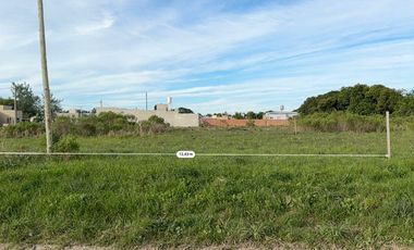 Terreno 12,50 x 38 con salida a 2 calles – Lucas González – 475 m² – u$s 16.500