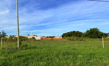 Terreno 12,50 x 38 con salida a 2 calles – Lucas González – 475 m² – u$s 16.500