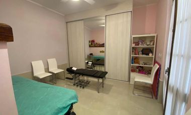 Casa en venta - 3 Dormitorios 3 Baños - Cochera - 660Mts2 - Navarro