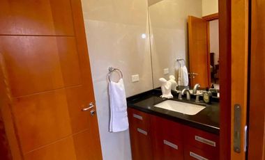 Casa en venta - 3 Dormitorios 3 Baños - Cochera - 660Mts2 - Navarro