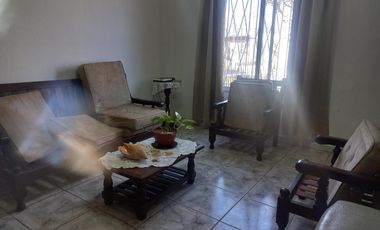 Casa en Venta - 2 Dormitorios 1 Baño Cochera - 300 mts2 - Almirante Brown,Buenos Aires