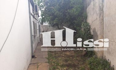 Casa Antigua en Buen Estado - Temperley Este