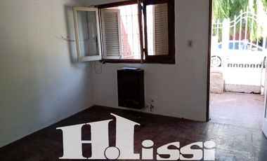 Casa Antigua en Buen Estado - Temperley Este