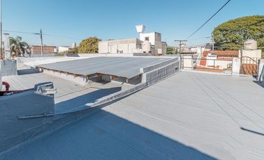 PH tres ambientes en venta en Malaver