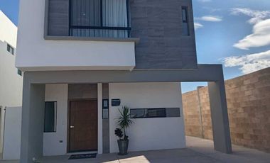 Casa en venta en fraccionamiento Provenía, Torreón, Coahuila