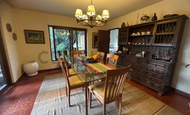 VENTA DE CASA DE TRES PISOS CON VISTA AL MAR EN BARRANCO