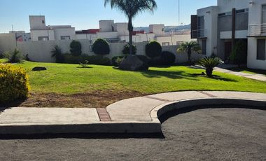 VENTA CASA MIRADOR SUPER UBICADA