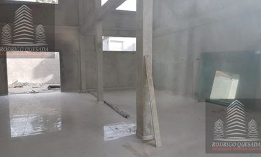 Excelente local de 200 m²