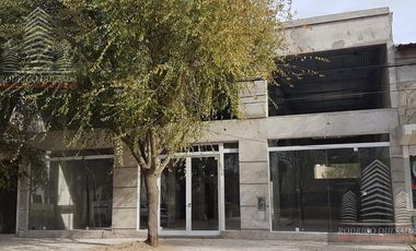 Excelente local de 200 m²