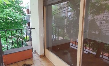 Martínez - Departamento 3 amb con balcón y Cochera!