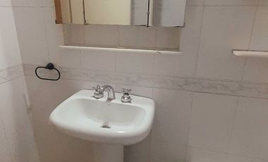 Martínez - Departamento 3 amb con balcón y Cochera!