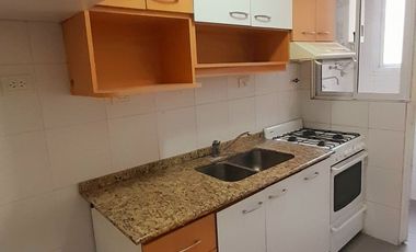 Martínez - Departamento 3 amb con balcón y Cochera!