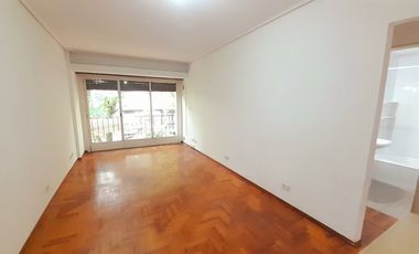 Martínez - Departamento 3 amb con balcón y Cochera!