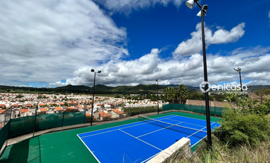 Casa en venta Remodelada en Villa California