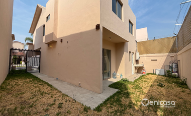 Casa en venta Remodelada en Villa California