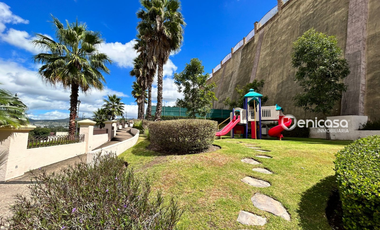 Casa en venta Remodelada en Villa California