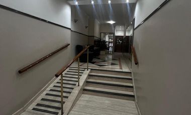 Bmé. Mitre al 1800 Depto. 3 amb. SEMIPISO C/ DEP. DE 78M2