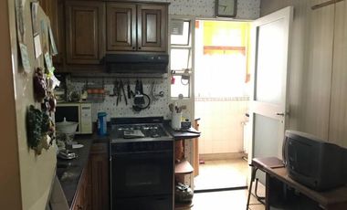 Bmé. Mitre al 1800 Depto. 3 amb. SEMIPISO C/ DEP. DE 78M2