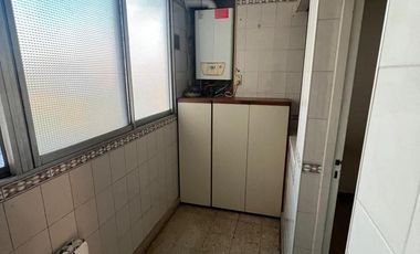 Bmé. Mitre al 1800 Depto. 3 amb. SEMIPISO C/ DEP. DE 78M2