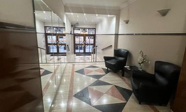 Bmé. Mitre al 1800 Depto. 3 amb. SEMIPISO C/ DEP. DE 78M2