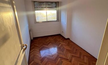 Bmé. Mitre al 1800 Depto. 3 amb. SEMIPISO C/ DEP. DE 78M2