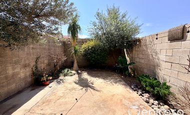 Casa en venta en Alta California con Excedente frente a terraza