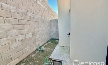 Casa nueva en Renta en Alta California Coto 16