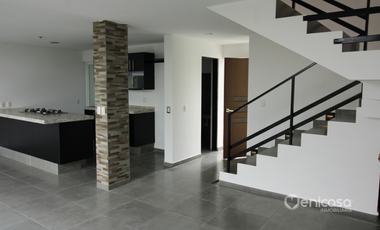 Casa en Venta en Casa Fuerte, Coto El Castillo