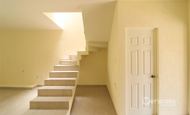 Casa en venta en Alta California dentro de Coto