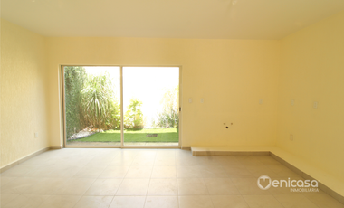 Casa en venta en Alta California dentro de Coto