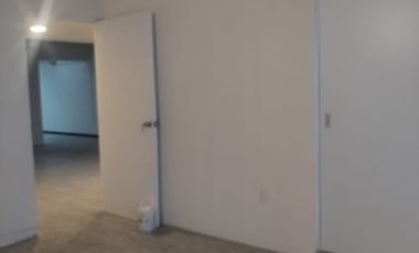 CASA EN RENTA - LADRÓN DE GUEVARA