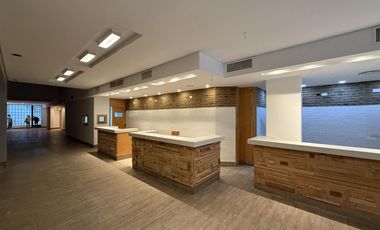 Local en  alquiler en Microcentro de 405 m2, apto gastronomía con tiraje.