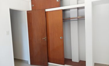 Casa en venta y alquiler anual Mapuche C.C. Sin muebles.