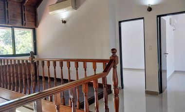 Casa en venta y alquiler anual Mapuche C.C. Sin muebles.