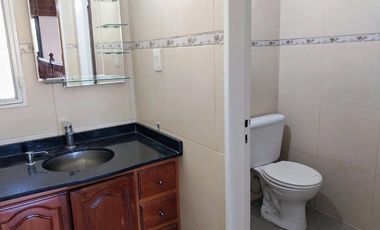 Casa en venta y alquiler anual Mapuche C.C. Sin muebles.