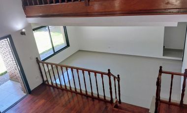 Casa en venta y alquiler anual Mapuche C.C. Sin muebles.