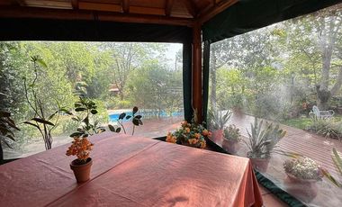 VENDEMOS GRAN CASA ZONA GOLF , CON GRAN JARDIN