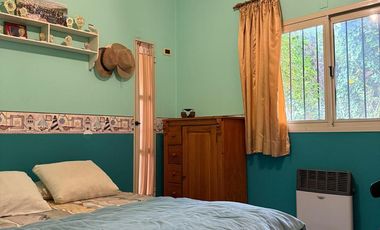 VENDEMOS GRAN CASA ZONA GOLF , CON GRAN JARDIN