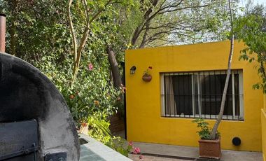 VENDEMOS GRAN CASA ZONA GOLF , CON GRAN JARDIN