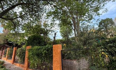 VENDEMOS GRAN CASA ZONA GOLF , CON GRAN JARDIN